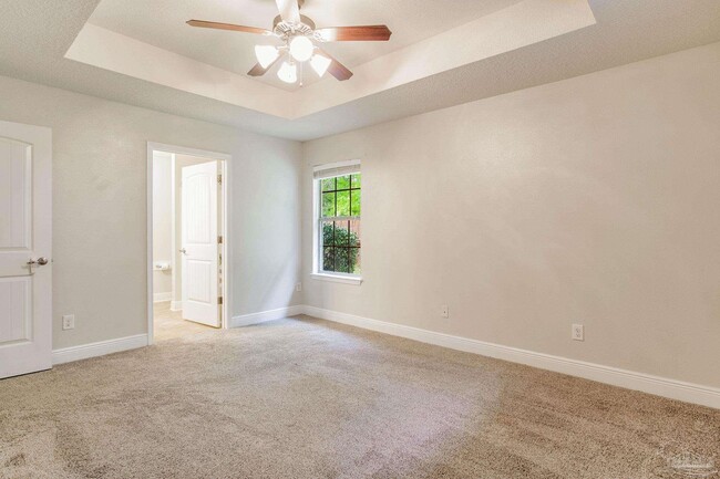 Building Photo - 1482 Towhee Canyon Dr