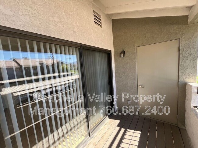 Building Photo - 78650 Ave 42