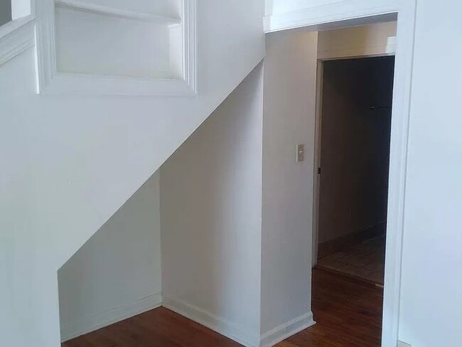 Building Photo - 815 Buena Vista Dr