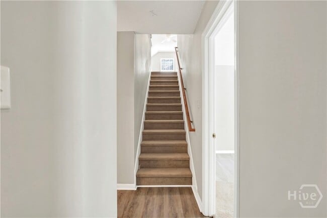 Building Photo - 387 Shady Hill Cir