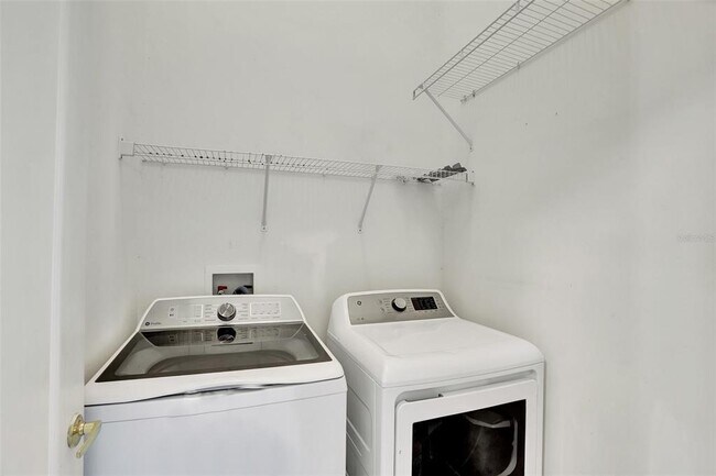 Building Photo - 2367 Brewerton Ln