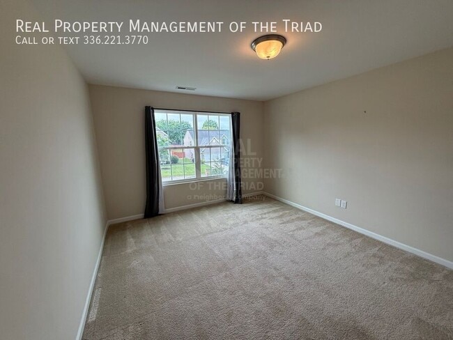 Building Photo - 3517 Long Run Dr