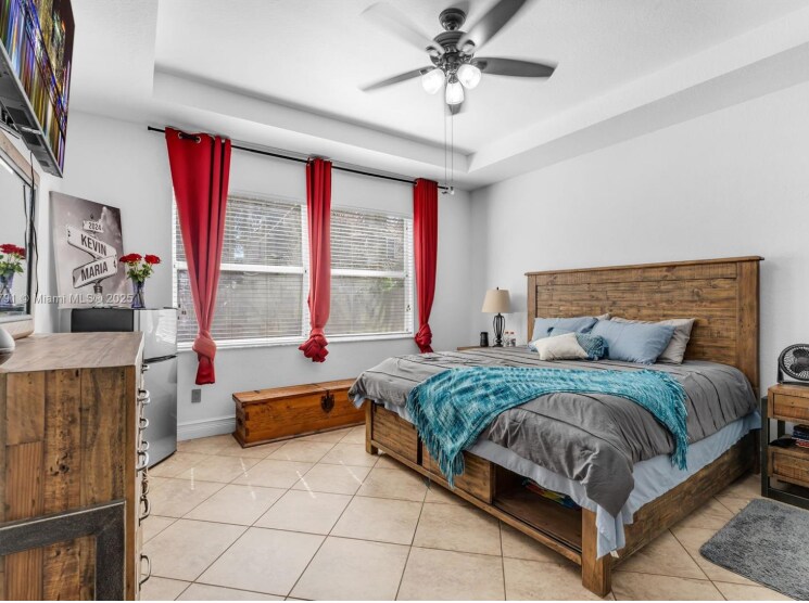 Building Photo - 1755 NE 37th Ave