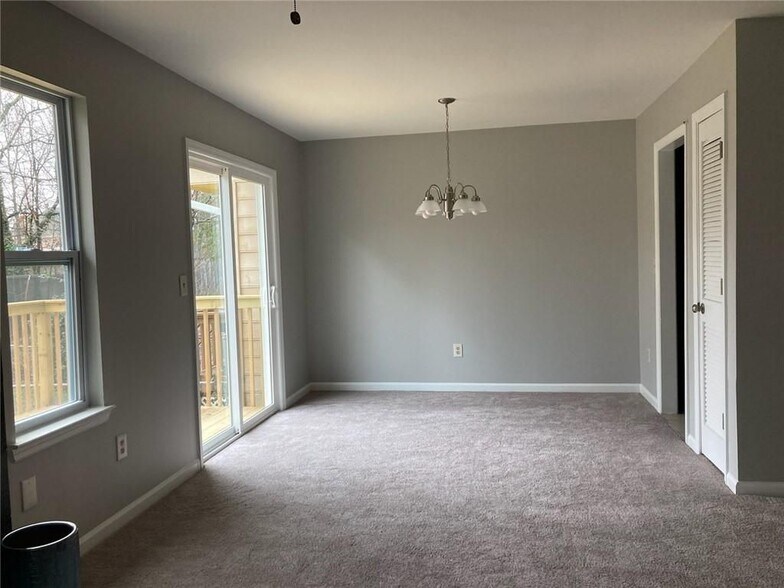 Building Photo - 925 Mill Stone Dr