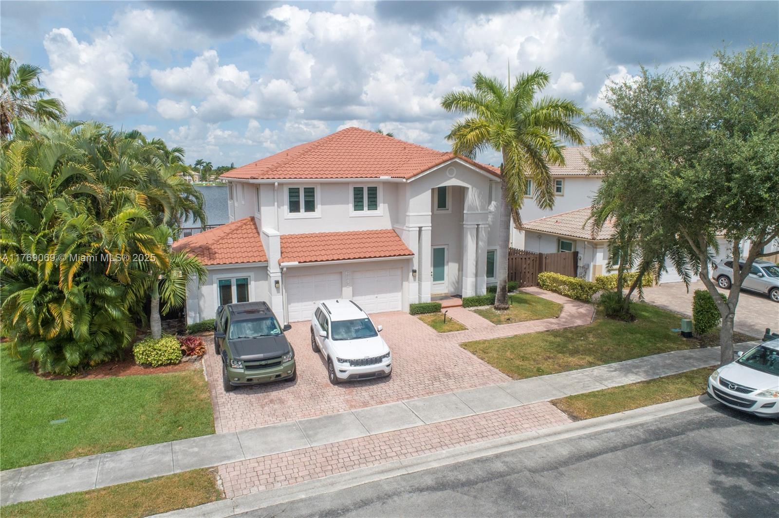 Building Photo - 6842 NW 112th Ave