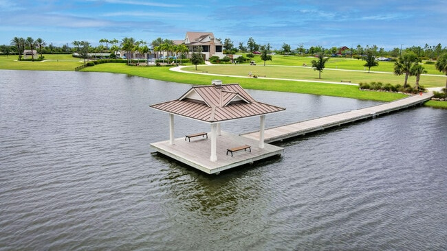 Building Photo - 870 Hookline Cir