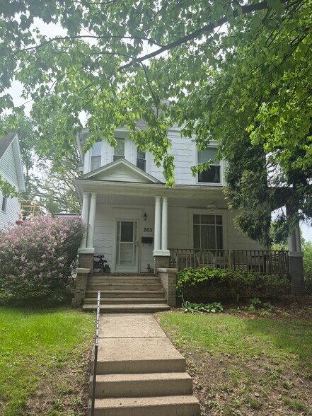 Building Photo - 203 Lafayette Ave
