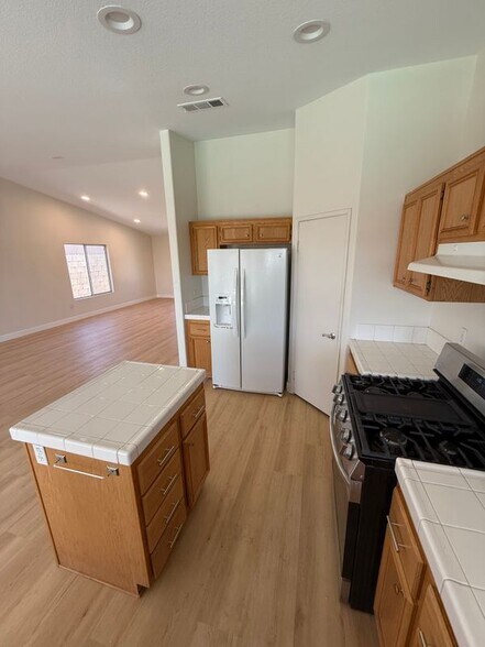 Building Photo - 83347 Calypso Cir