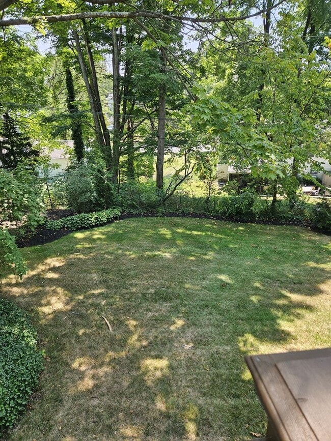 Building Photo - 3 Bedroom  Available June 8th  2026