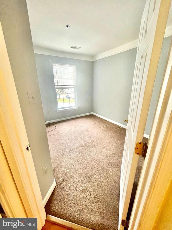 Building Photo - 6101 Newport Terrace