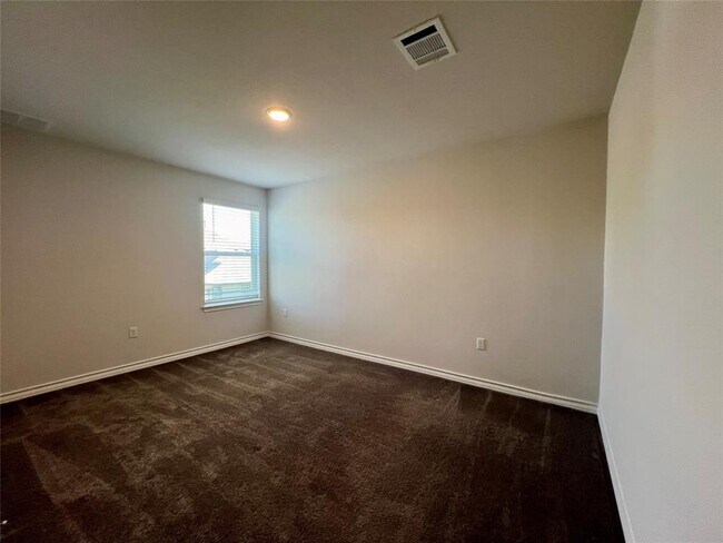 Building Photo - 2907 Salvidar Bend