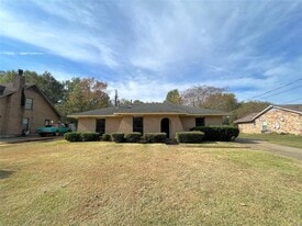 Building Photo - 561 Dunbarton Rd