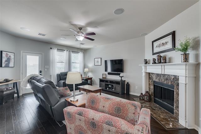 Building Photo - 15121 Seventeen Lakes Blvd