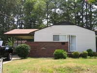 Building Photo - 545 McLean St