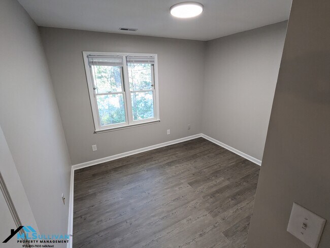 Building Photo - 4424 American Dr