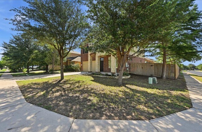Building Photo - 351 Wincliff Dr