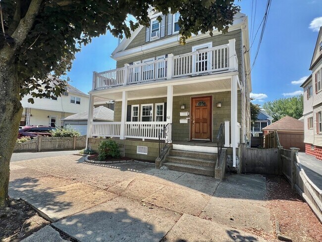 Primary Photo - 62 Freeman St