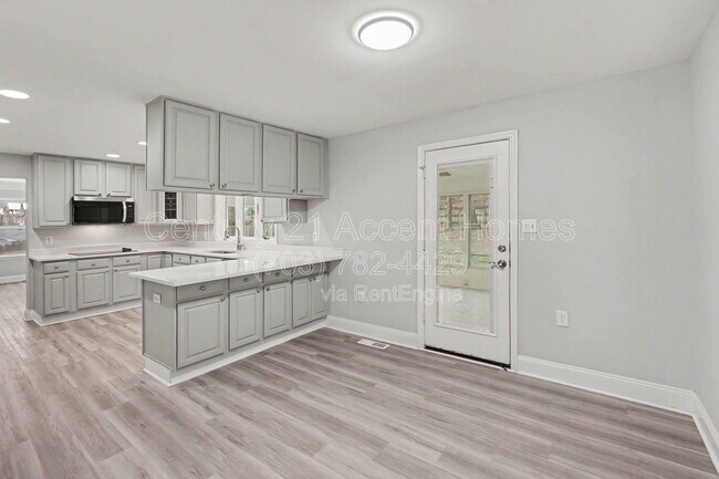 Building Photo - 1012 Aquia Dr