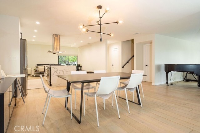 Building Photo - 288 St Albans Ave