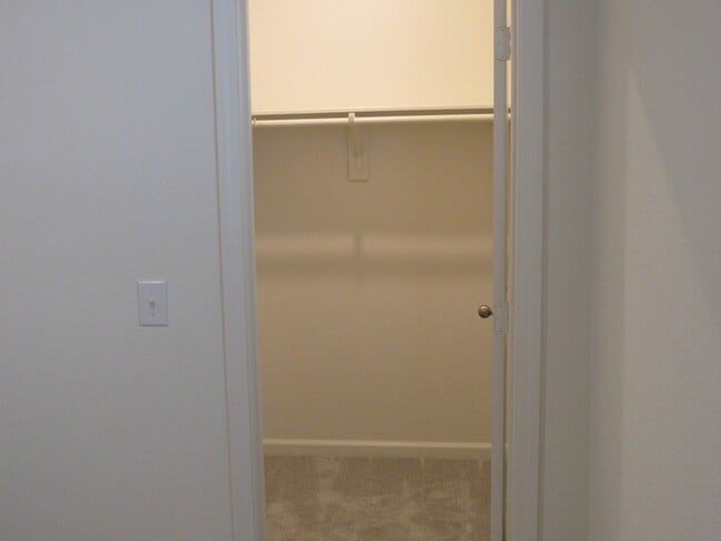 Building Photo - 9538 Travertine Court