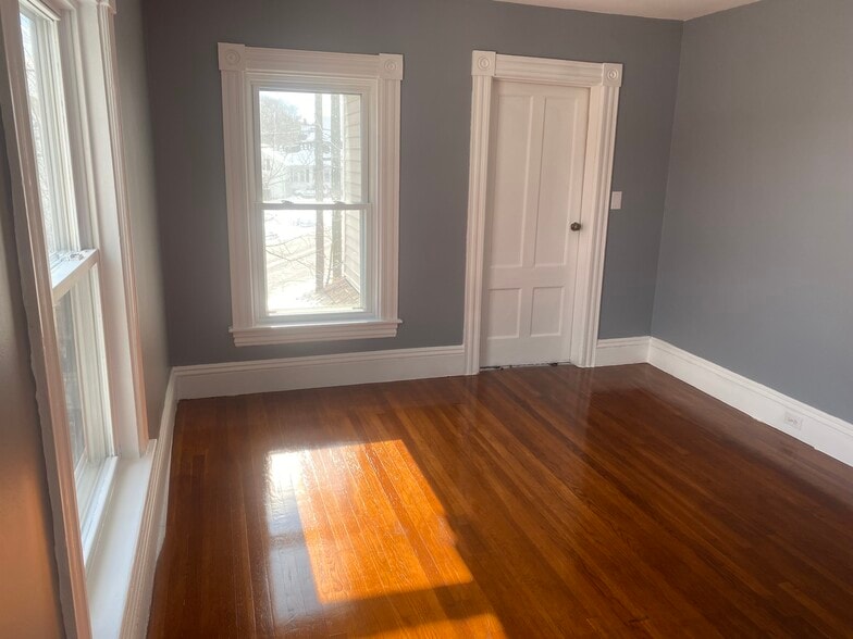 Building Photo - 67 Boynton St