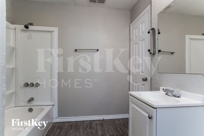 Building Photo - 4406 Tealgate Dr