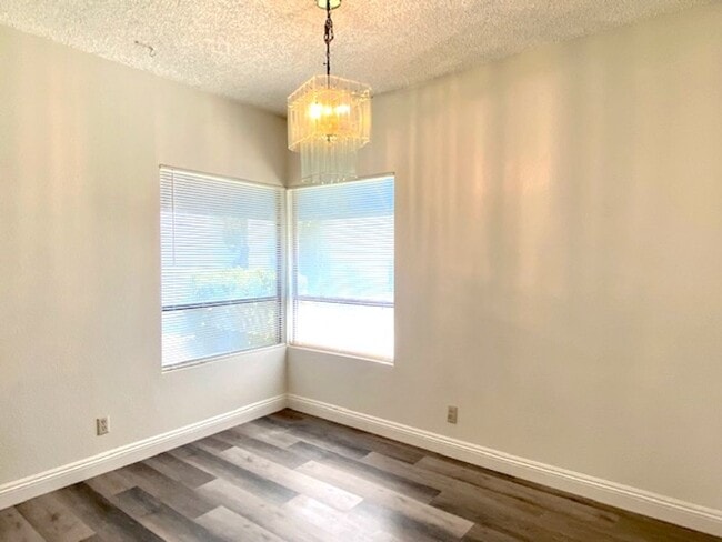 Building Photo - Available For Viewing On October 1, 2025. ...