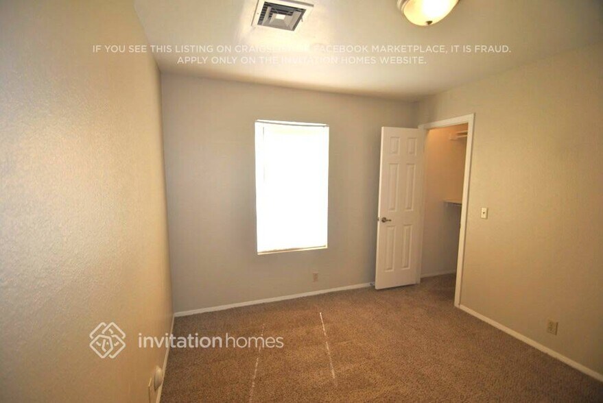 Building Photo - 6308 W Turquoise Ave