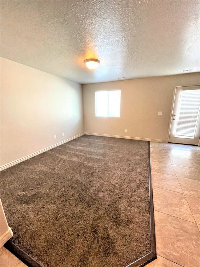 Building Photo - 3 Weeks Rent Free with June Move In! Beaut...