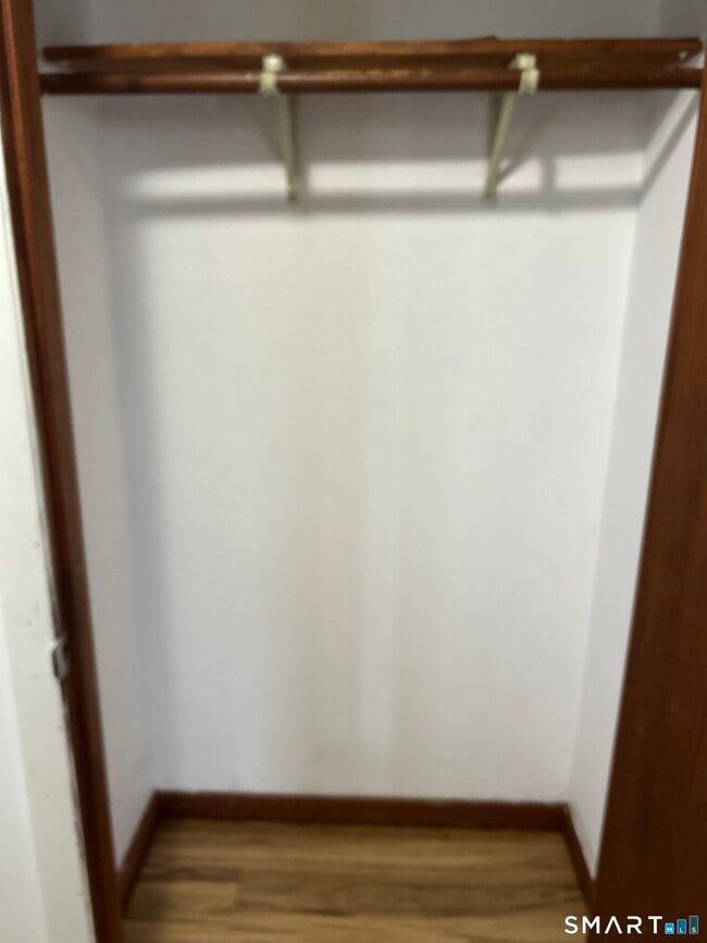 Building Photo - 66 York St