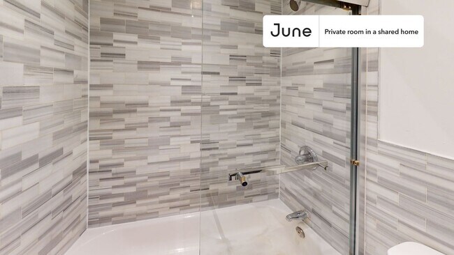 Building Photo - Room in Shared 5 bed/2 bath home in Upper West Side