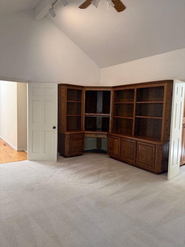 Building Photo - 742 Liquidamber Pl