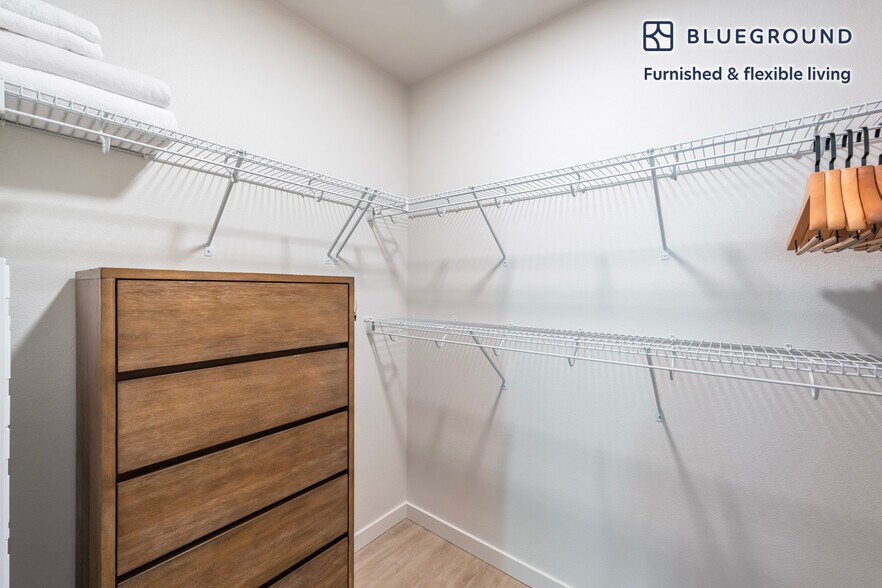 Building Photo - 1955 129th Ave NE