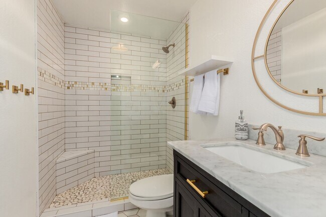 Building Photo - Racquet Club Condo – 1 Bedroom, 1 Bath