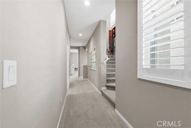 Building Photo - 155 Spectacle