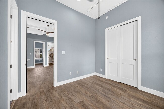 Building Photo - 2310 Detering St