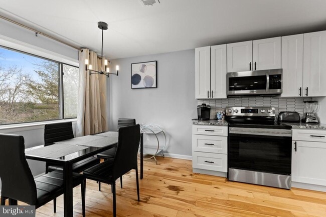 Building Photo - 8001 Greenspring Way