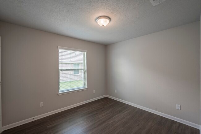 Building Photo - 7418 Masters Dr