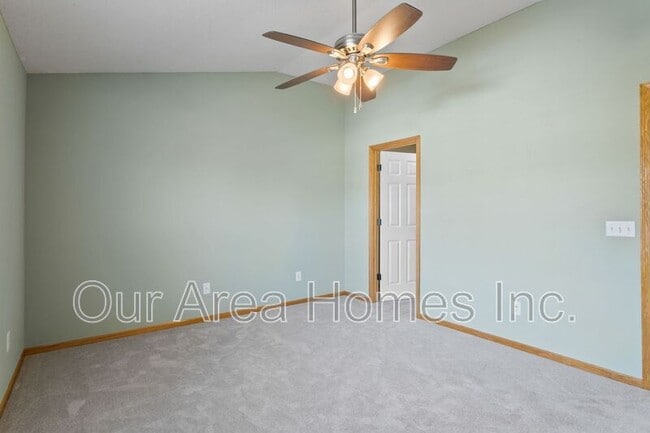 Building Photo - 11322 Aberdeen Cir NE