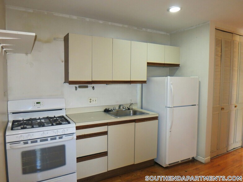 Building Photo - 423 Shawmut Ave