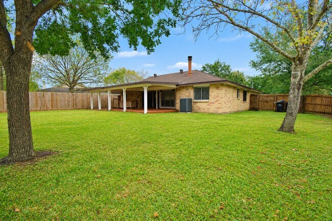 Building Photo - 14203 Long River Ct
