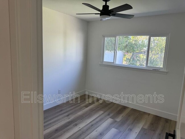 Building Photo - 3620 Mt Aladin Ave