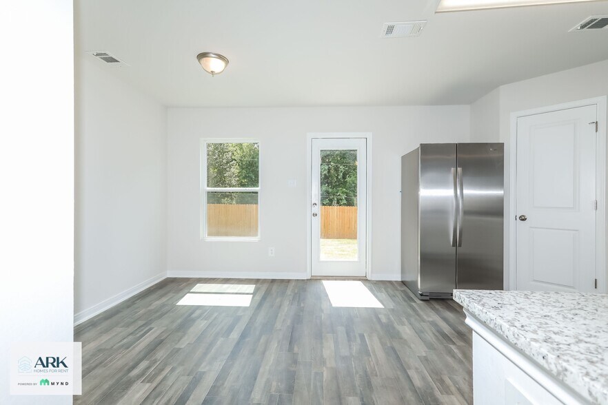 Building Photo - 14178 Green Wing Cir