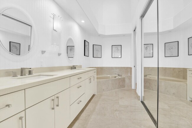 Building Photo - 16922 Isle of Palms Dr
