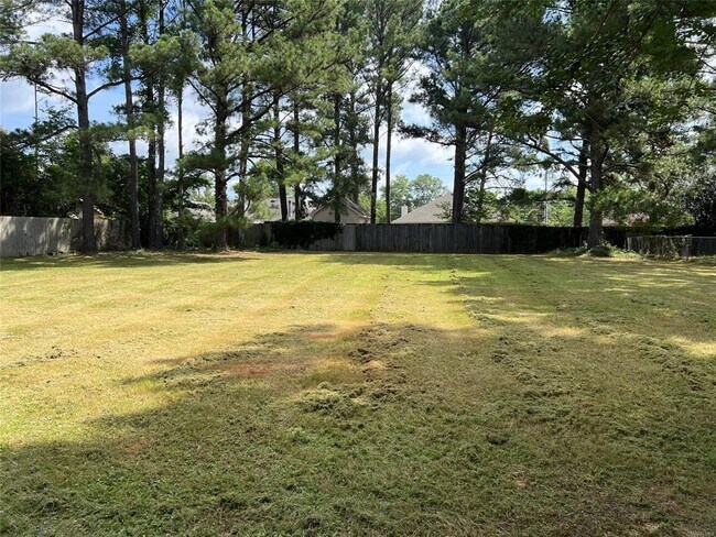 Building Photo - 140 Grand Ridge Ln