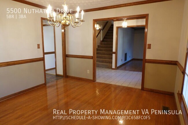 Building Photo - Spacious 5 bedrooms house in Rolling Woods...