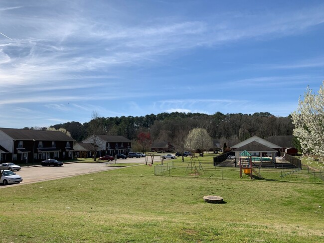 Building Photo - Montevallo, AL*** 2 Bed 2 Bath $1,056/mo**...