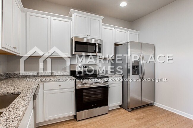 Building Photo - 230 W L Miller Dr