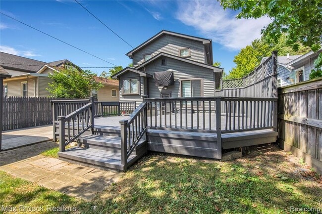 Building Photo - 1444 Bennaville Ave