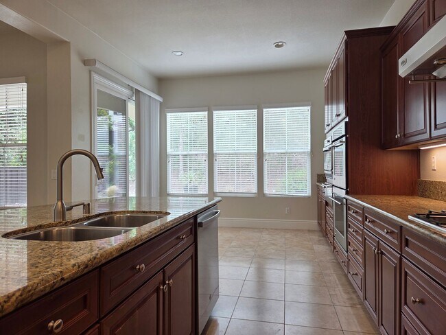 Building Photo - Stunning Spanish Colonial Home in the La C...